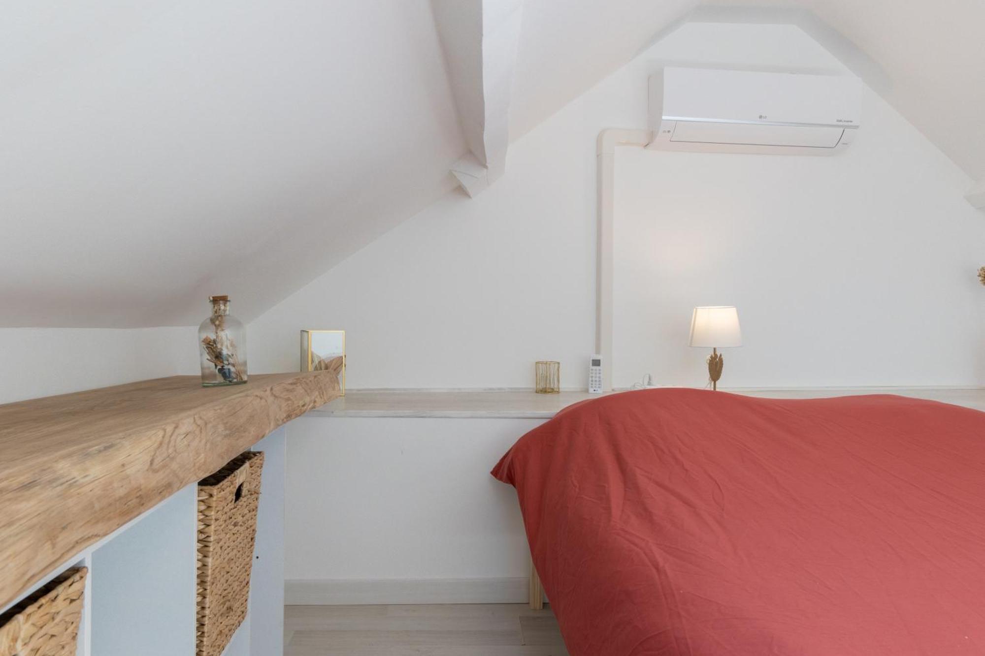 Apartment Le Relax - Maison Climatisee Avec Terrasse - Troyes